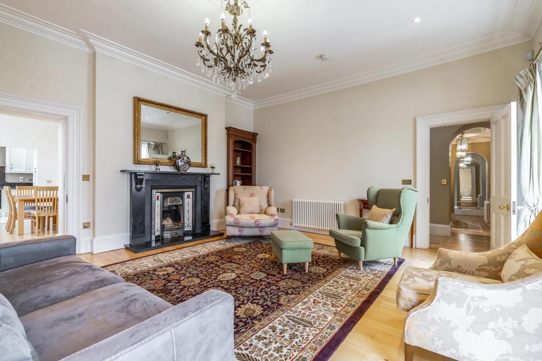 Award Winning, 2 Bedroom Apartment.10Mins To City Dublin Bagian luar foto